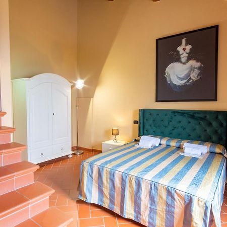 Tenuta Guinigi Antico Borgo Di Matraia - Exclusive Holidays Apartments & Pool ルッカ エクステリア 写真