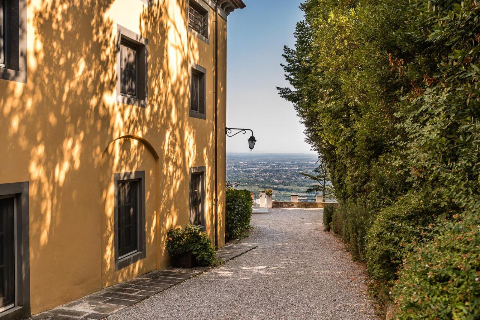 Tenuta Guinigi Antico Borgo Di Matraia - Exclusive Holidays Apartments & Pool ルッカ エクステリア 写真